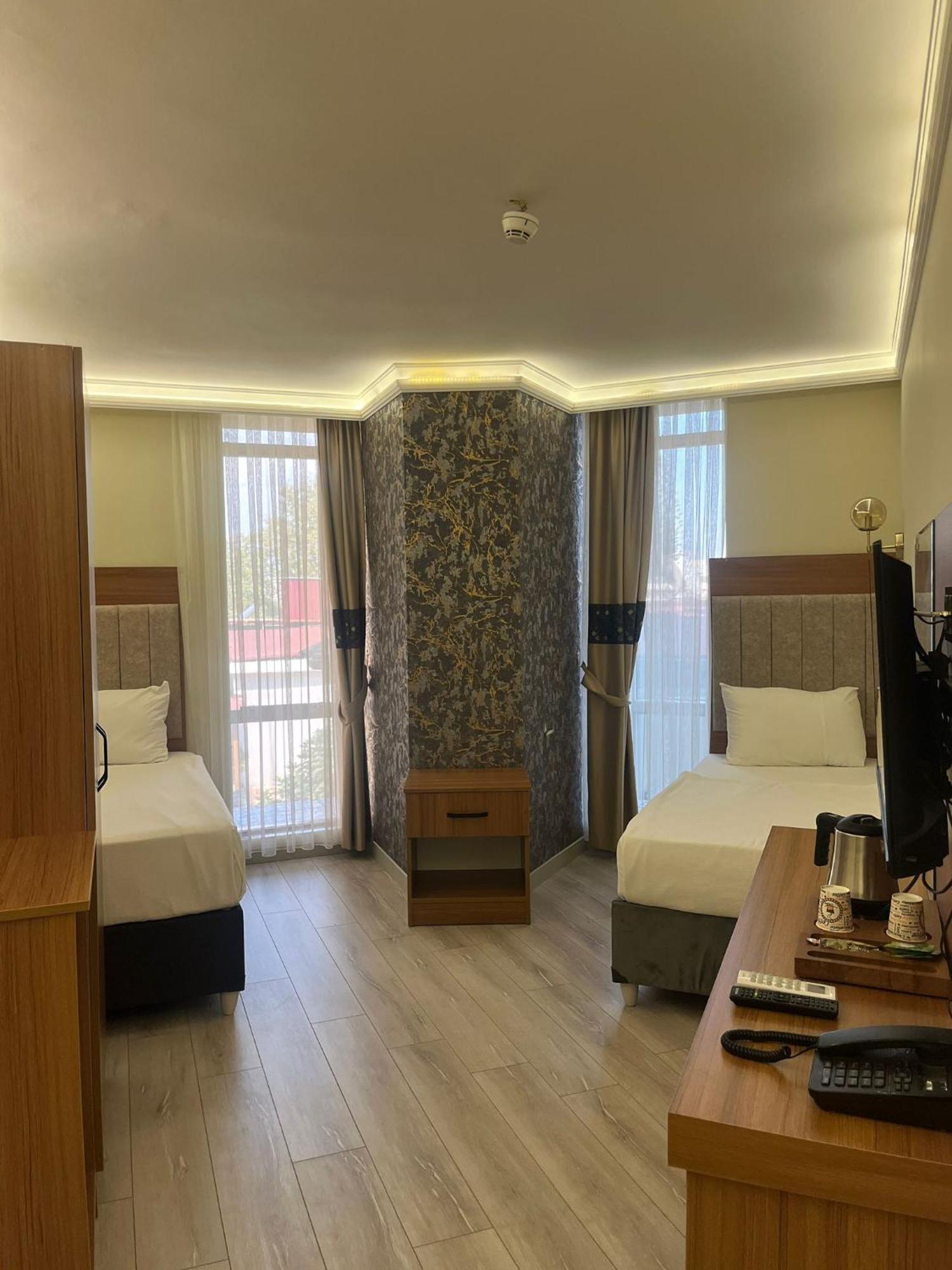 Golden Lux Hotel Antalya Extérieur photo