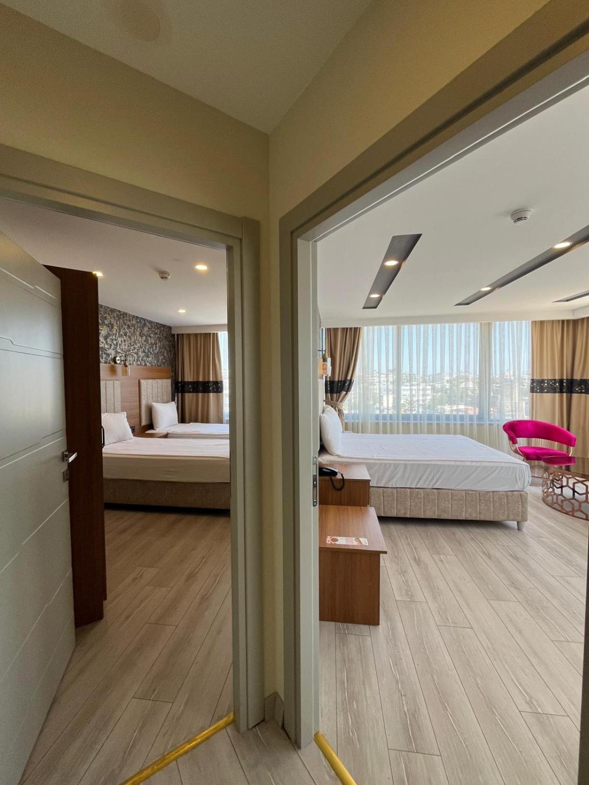 Golden Lux Hotel Antalya Extérieur photo
