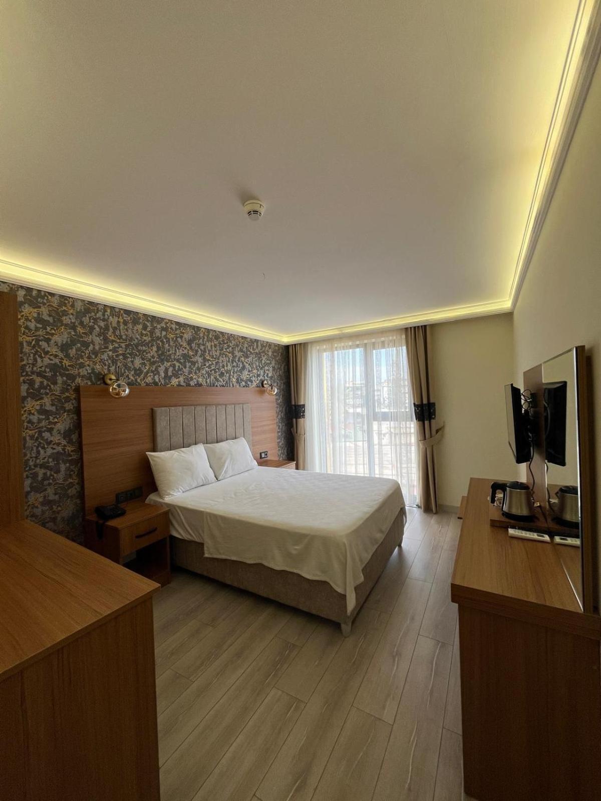 Golden Lux Hotel Antalya Extérieur photo