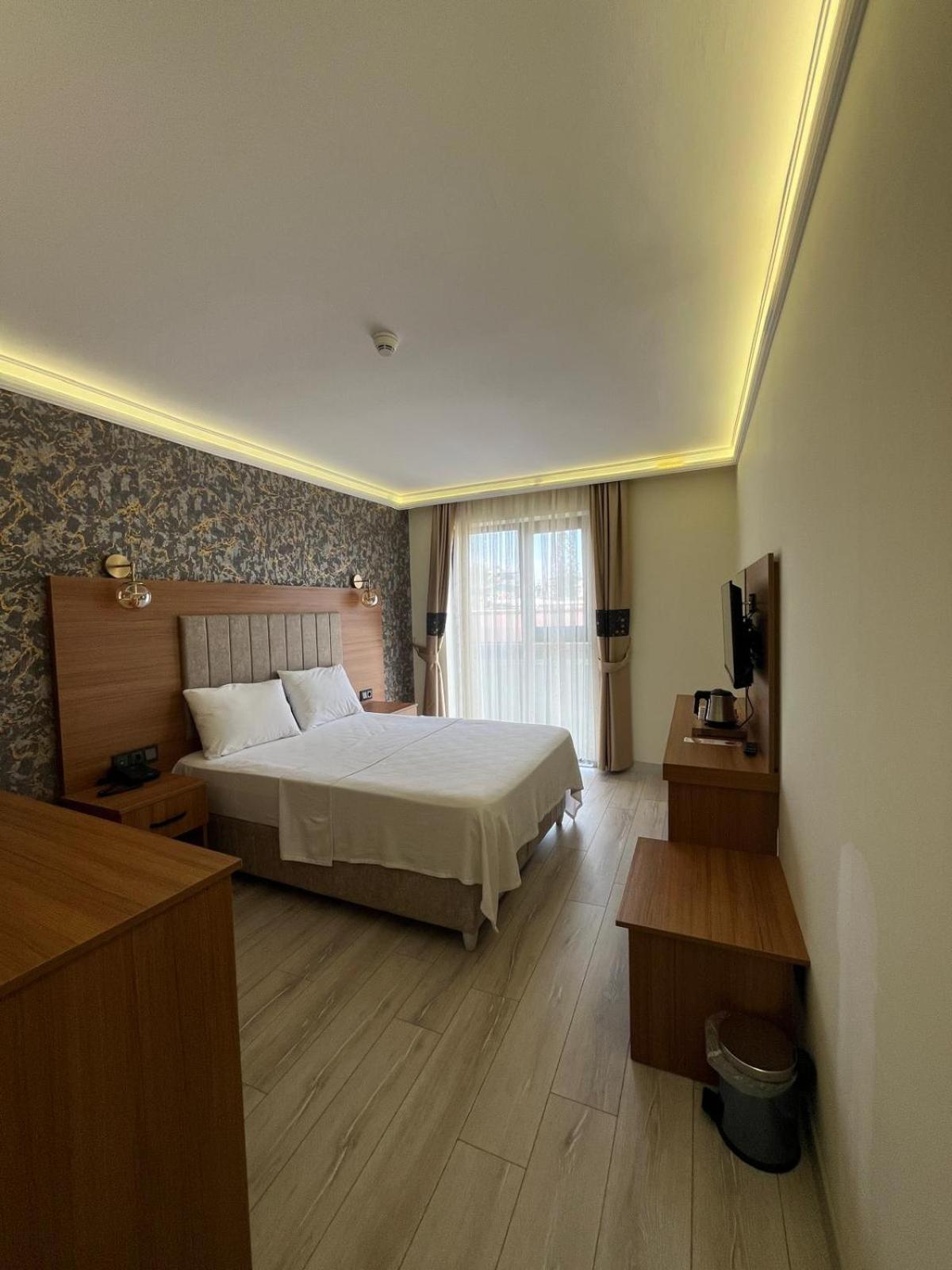 Golden Lux Hotel Antalya Extérieur photo